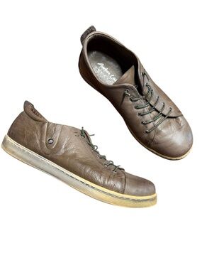 Andrea Conti Olive Green Leather Sneakers Womens Size 40 US 9 S Low Top Trainers